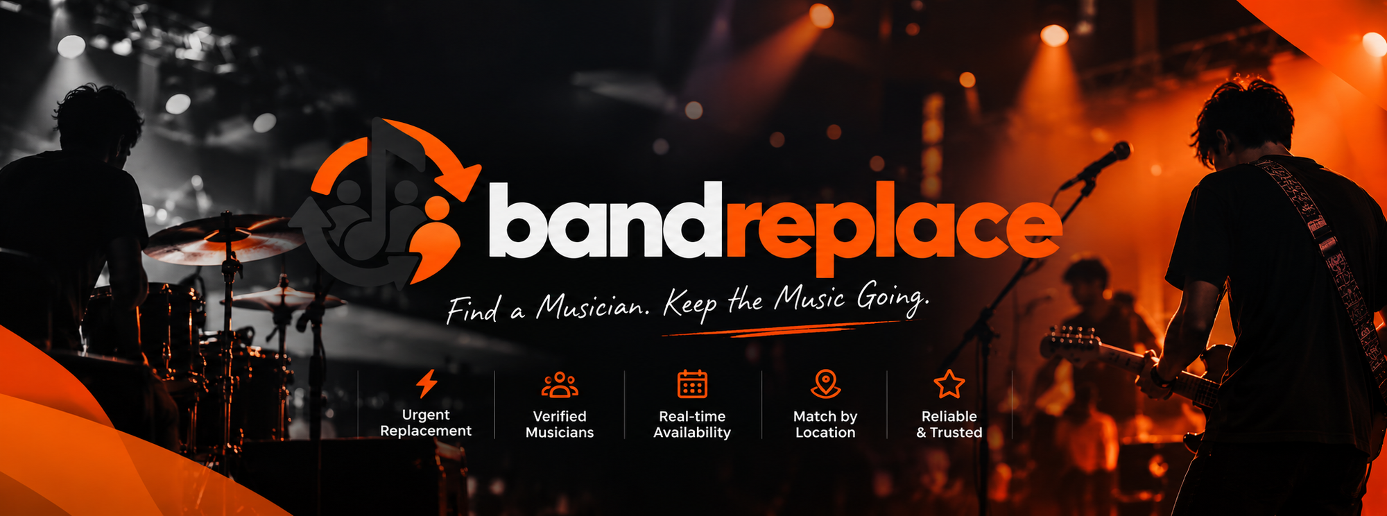 BandReplace — Find a Musician. Keep the Music Going. นักดนตรีบนเวทีกับแสงไฟสีส้ม